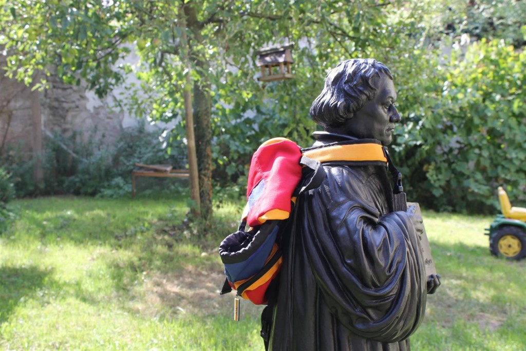 Luther mit Rucksack