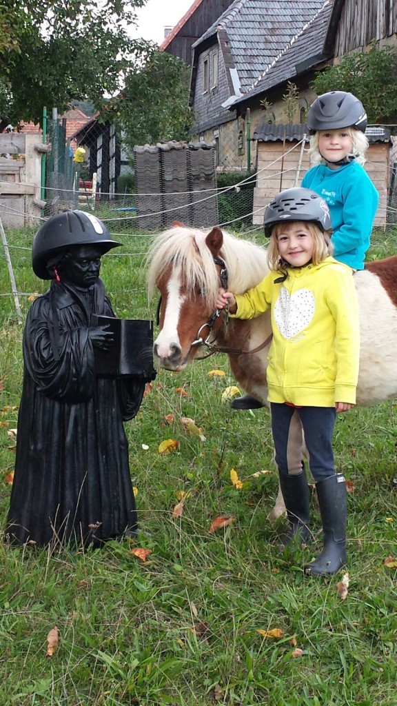 Luther beim Reiten
